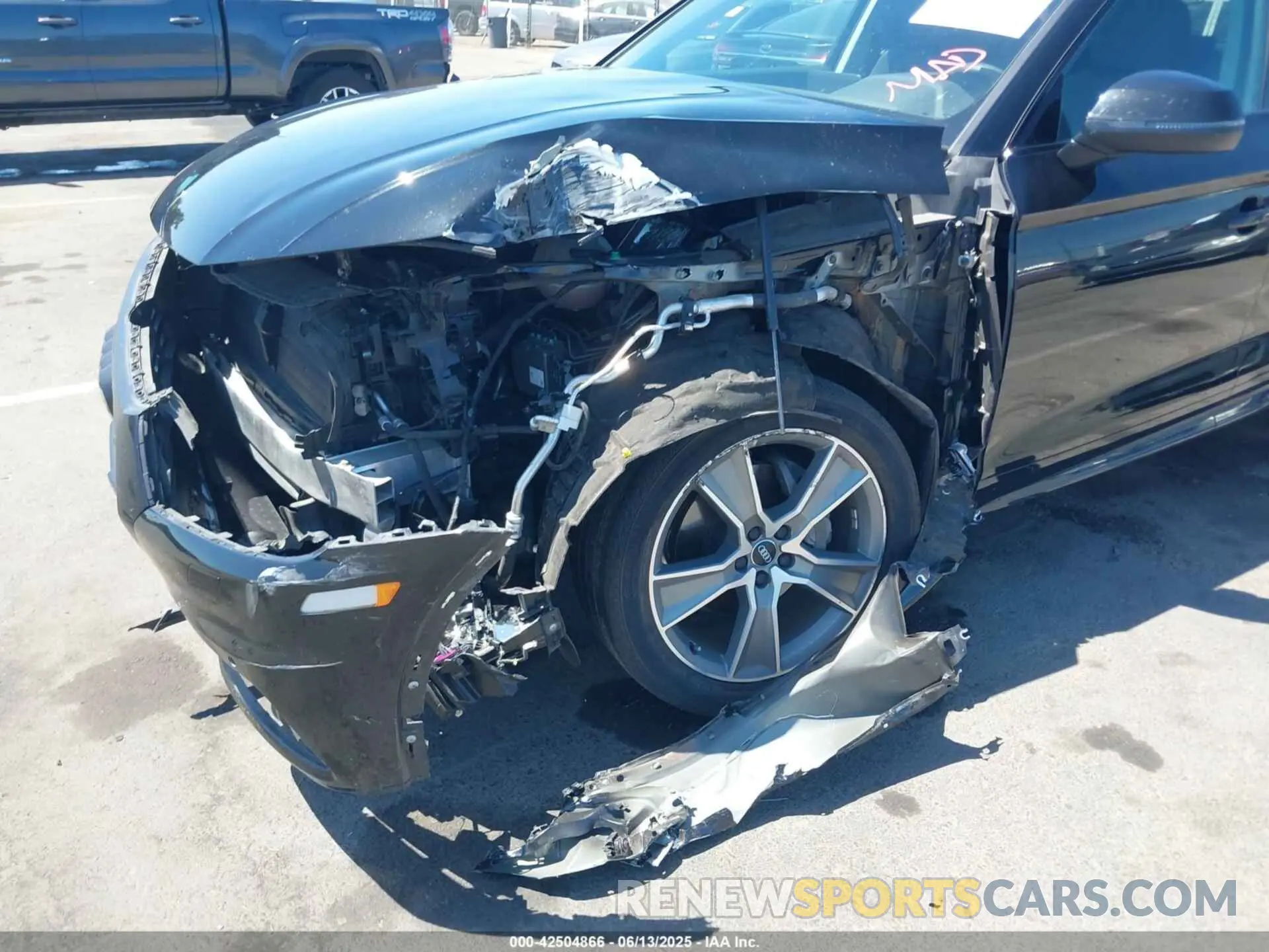 6 Photograph of a damaged car WA1BNAFY4L2093573 AUDI Q5 2020