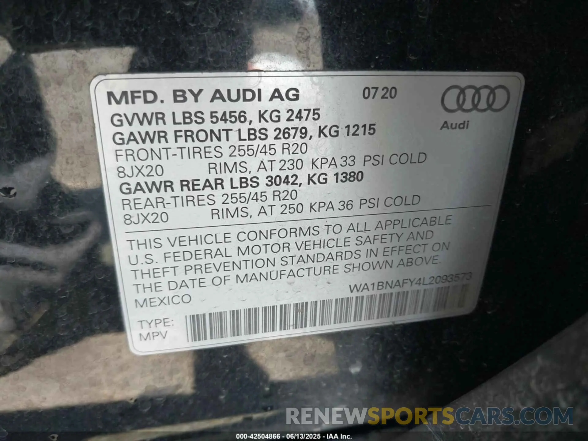 9 Photograph of a damaged car WA1BNAFY4L2093573 AUDI Q5 2020