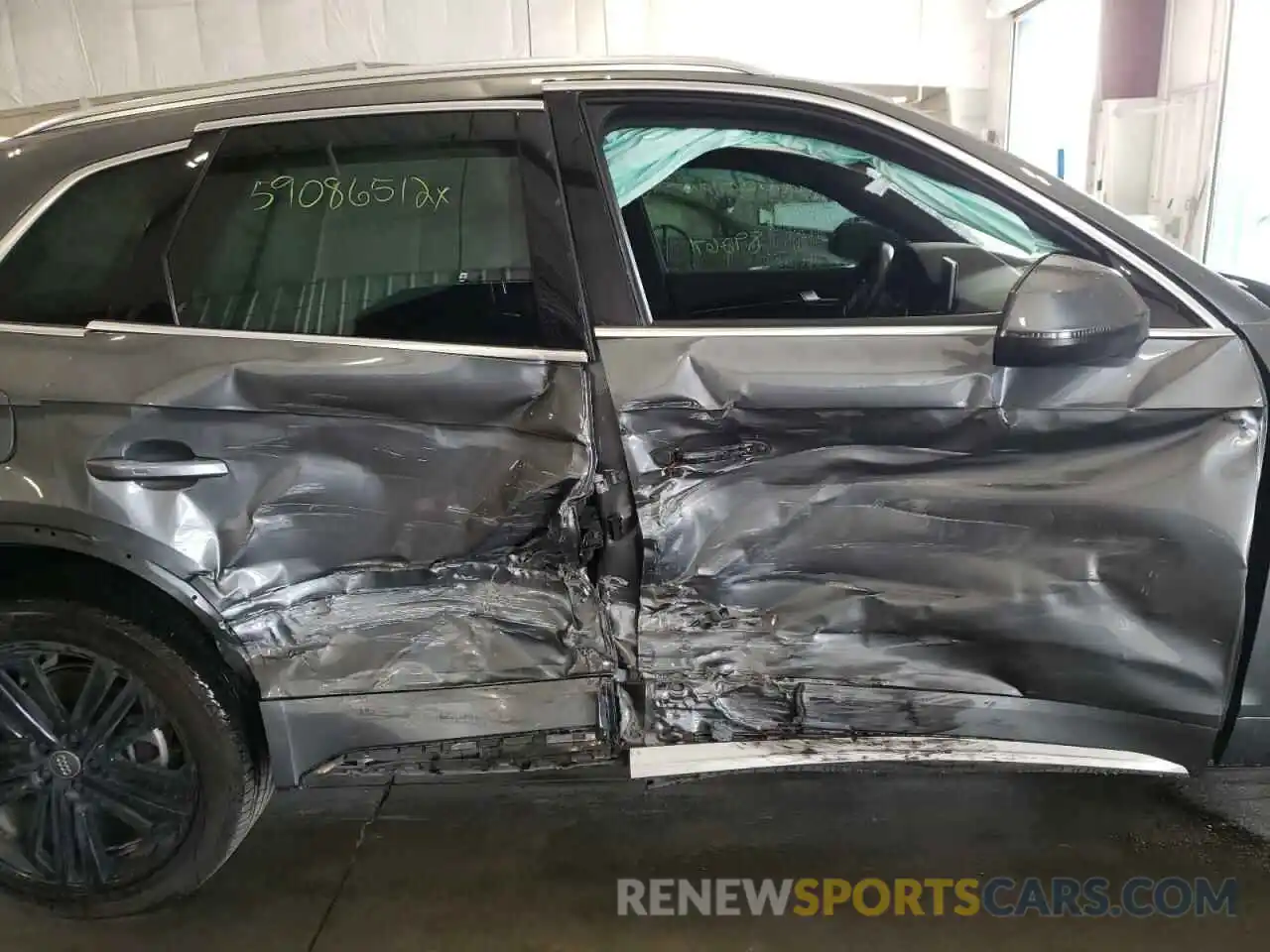 9 Photograph of a damaged car WA1BNAFY5L2001807 AUDI Q5 2020