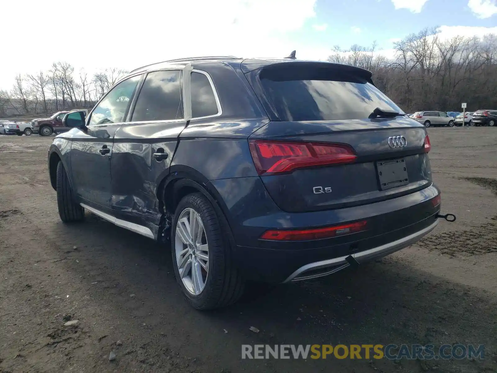 3 Photograph of a damaged car WA1BNAFY5L2018624 AUDI Q5 2020