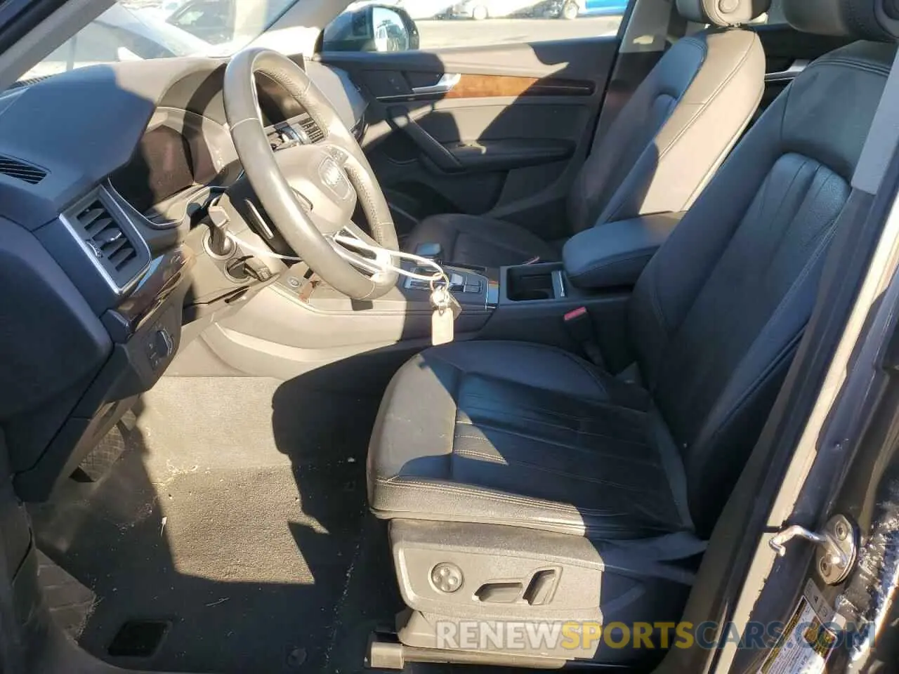7 Photograph of a damaged car WA1BNAFY5L2024035 AUDI Q5 2020