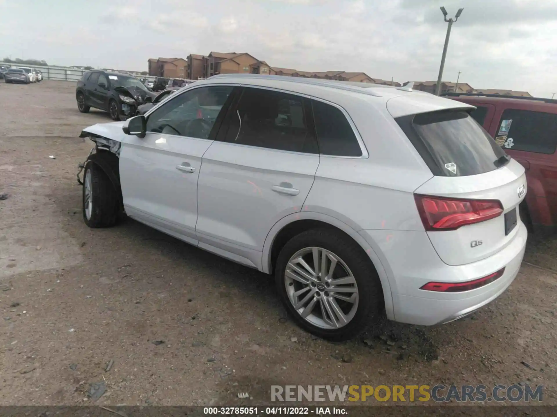 3 Photograph of a damaged car WA1BNAFY5L2024178 AUDI Q5 2020