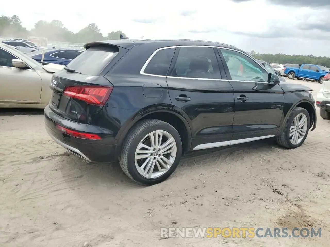 3 Photograph of a damaged car WA1BNAFY5L2066303 AUDI Q5 2020
