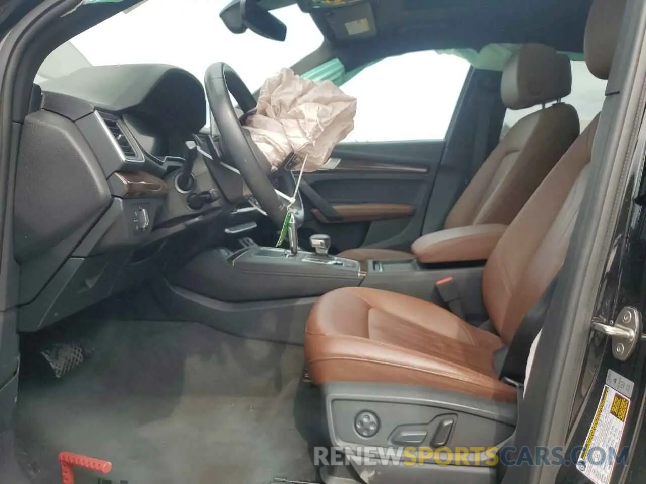 7 Photograph of a damaged car WA1BNAFY5L2066303 AUDI Q5 2020