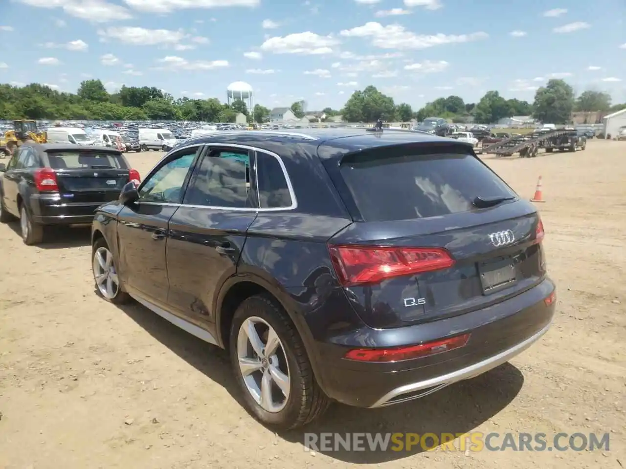 3 Photograph of a damaged car WA1BNAFY5L2092271 AUDI Q5 2020