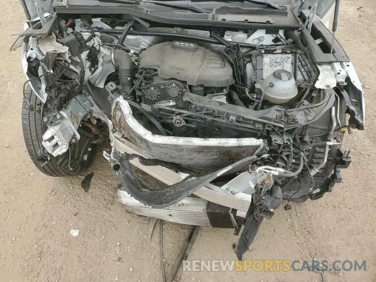 12 Photograph of a damaged car WA1BNAFY6L2050076 AUDI Q5 2020