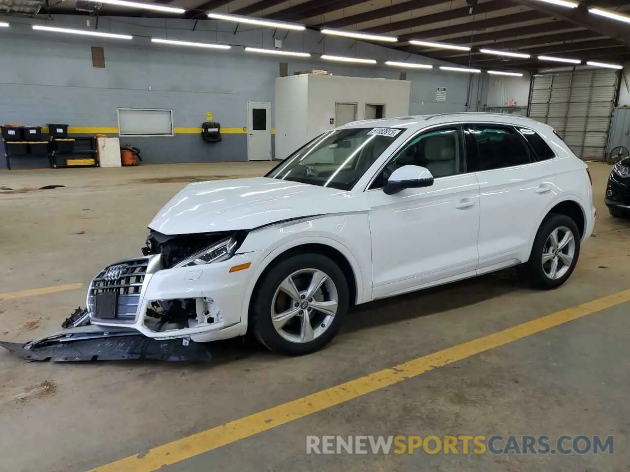 1 Photograph of a damaged car WA1BNAFY6L2058856 AUDI Q5 2020