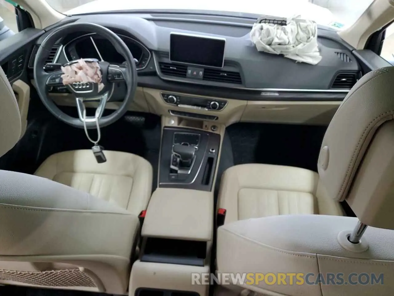 8 Photograph of a damaged car WA1BNAFY6L2058856 AUDI Q5 2020