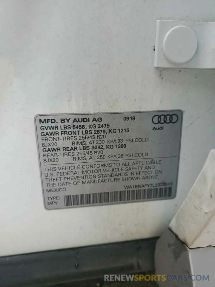 12 Photograph of a damaged car WA1BNAFY7L2020519 AUDI Q5 2020