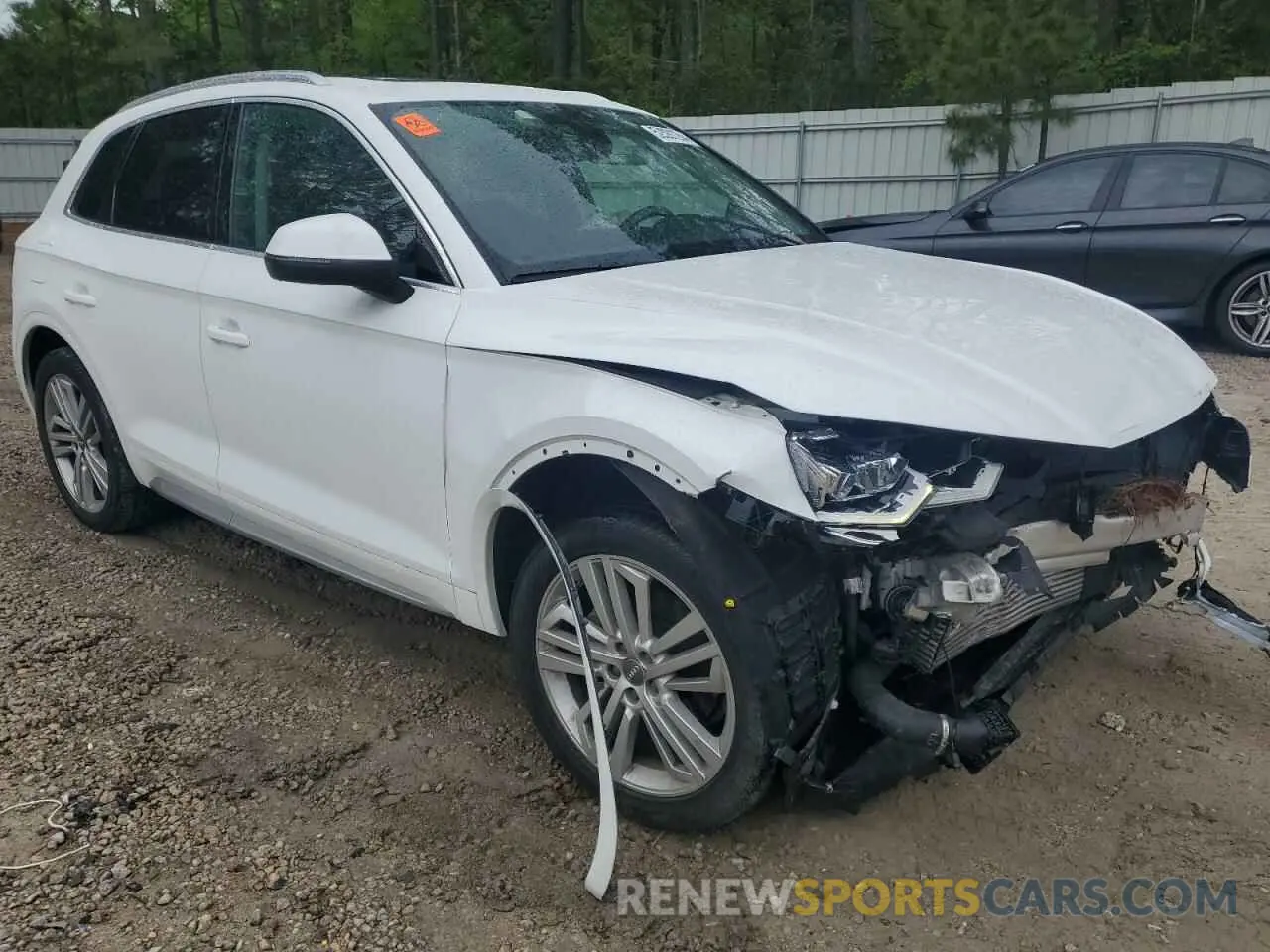 4 Photograph of a damaged car WA1BNAFY7L2020519 AUDI Q5 2020