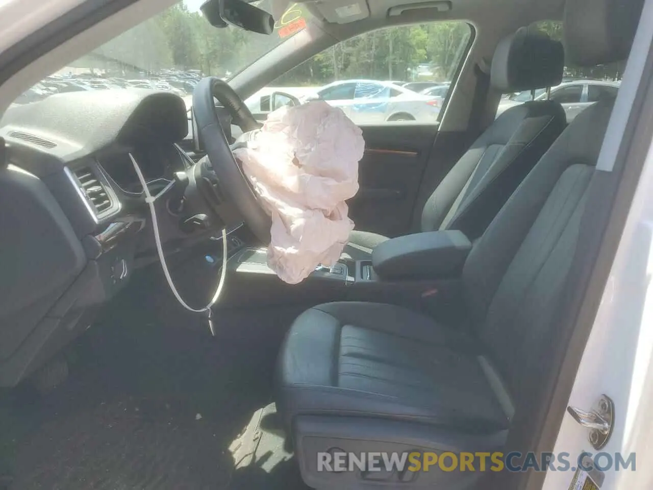 7 Photograph of a damaged car WA1BNAFY7L2020519 AUDI Q5 2020
