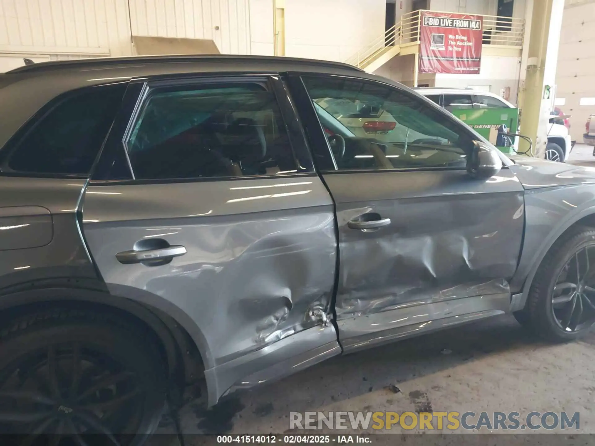 6 Photograph of a damaged car WA1BNAFY7L2023291 AUDI Q5 2020