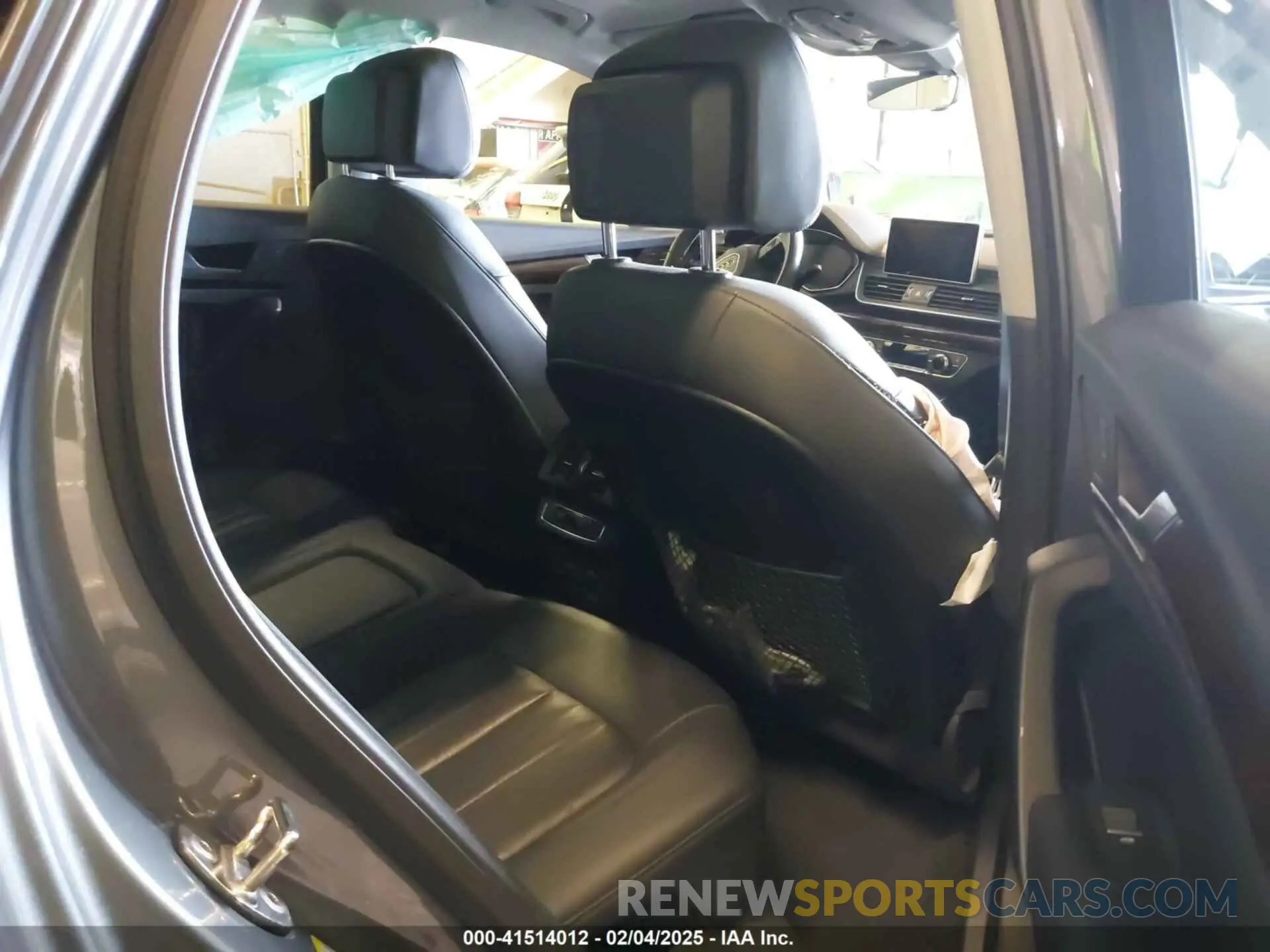 8 Photograph of a damaged car WA1BNAFY7L2023291 AUDI Q5 2020