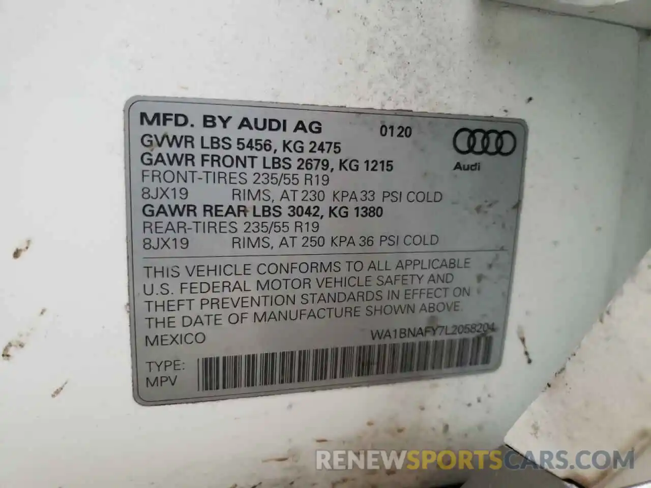 10 Photograph of a damaged car WA1BNAFY7L2058204 AUDI Q5 2020