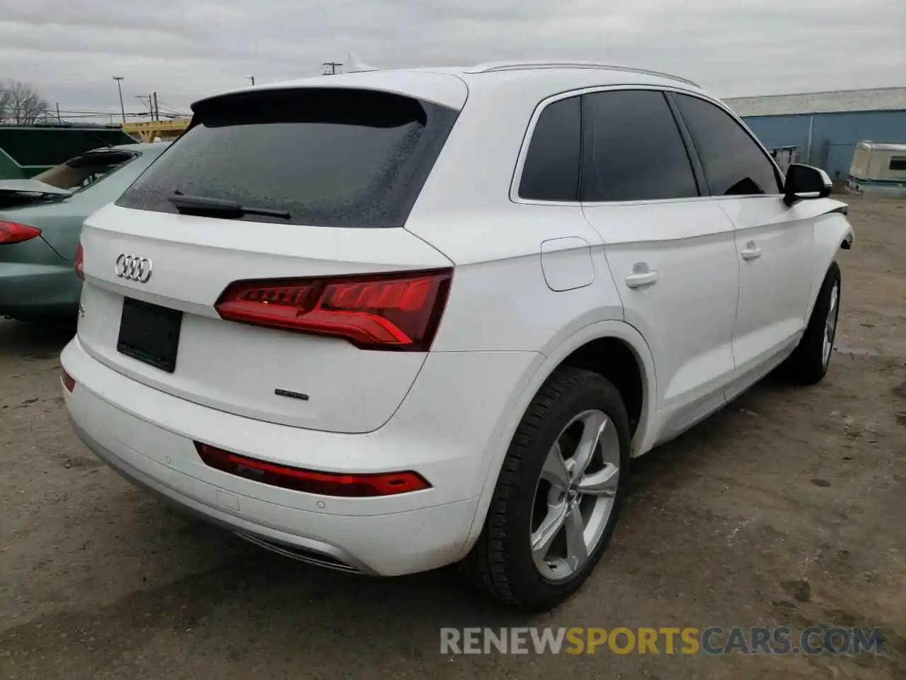 4 Photograph of a damaged car WA1BNAFY7L2058204 AUDI Q5 2020