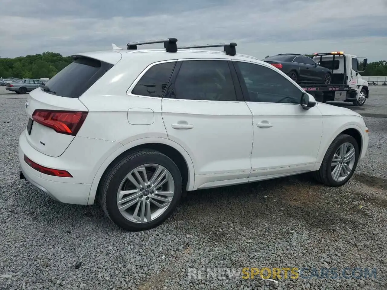 3 Photograph of a damaged car WA1BNAFY7L2100547 AUDI Q5 2020