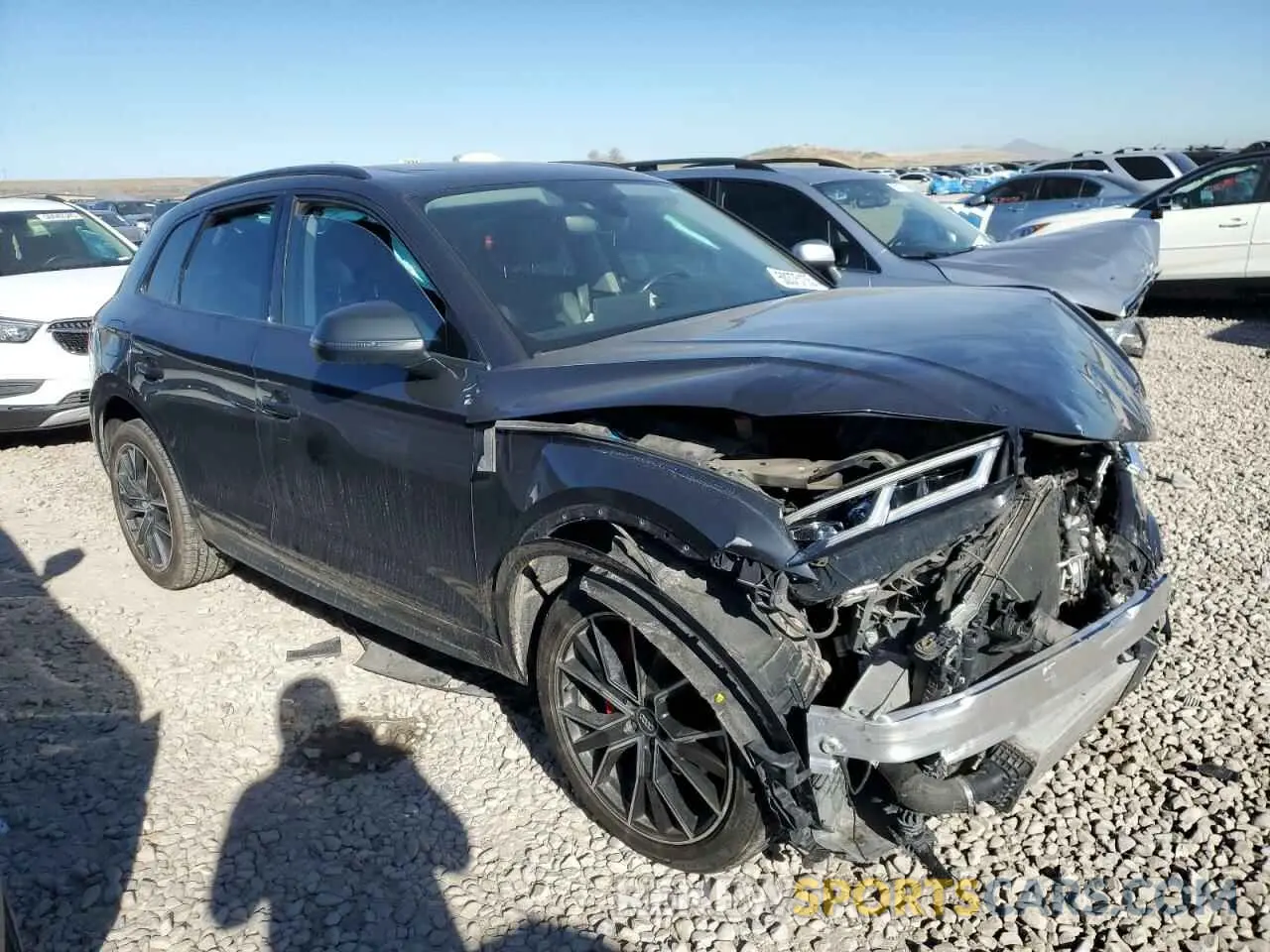 4 Photograph of a damaged car WA1BNAFY8L2024966 AUDI Q5 2020