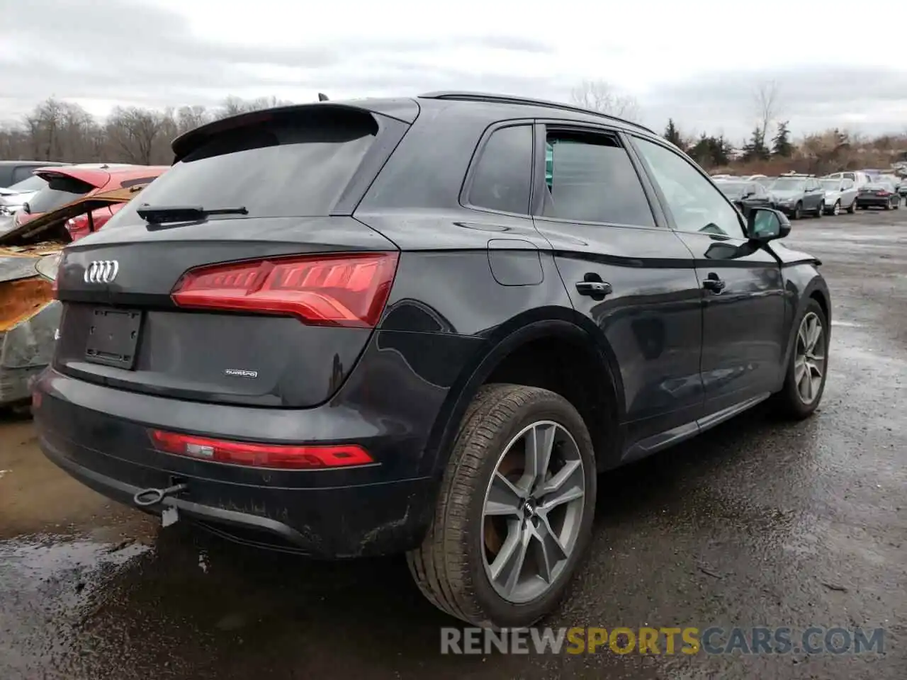 4 Photograph of a damaged car WA1BNAFY8L2036910 AUDI Q5 2020