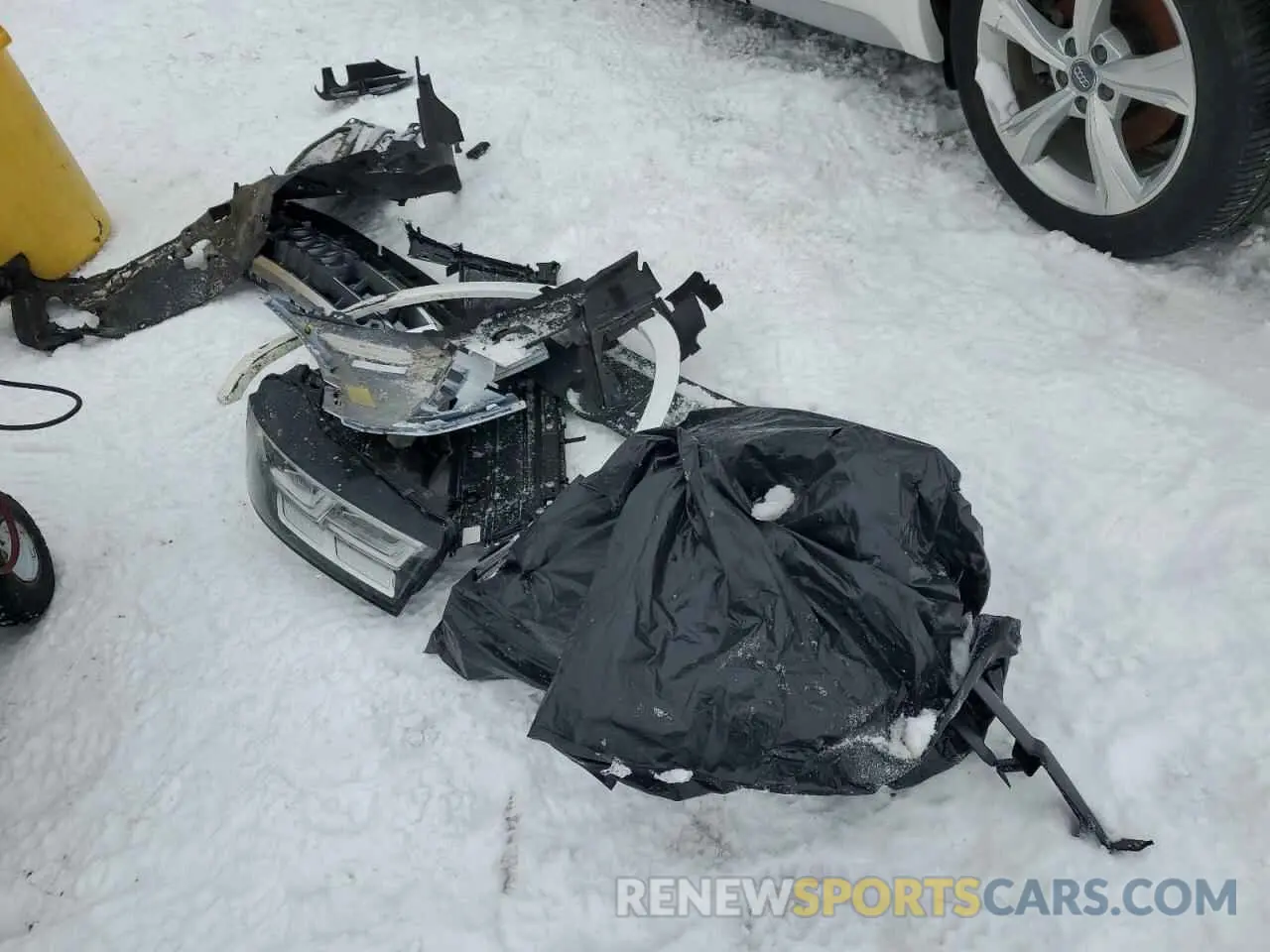 13 Photograph of a damaged car WA1BNAFY8L2061208 AUDI Q5 2020