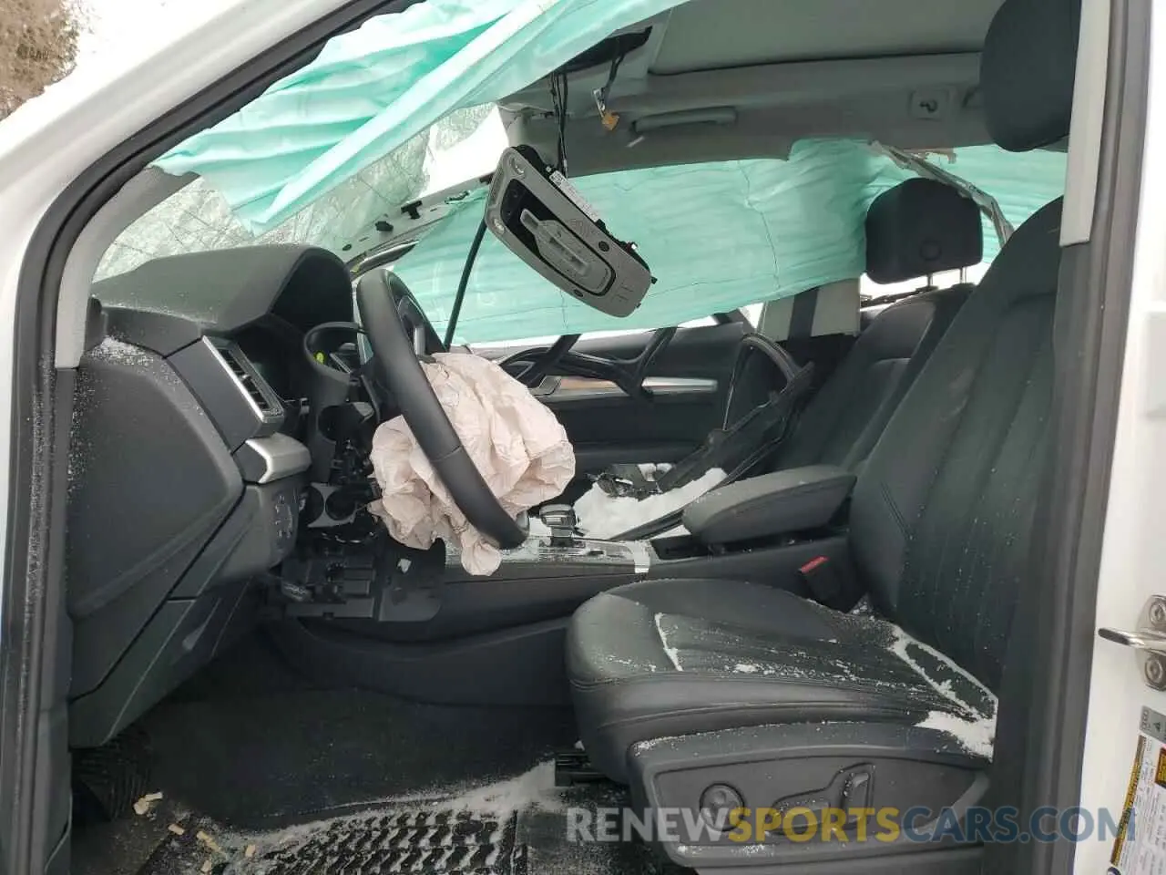 7 Photograph of a damaged car WA1BNAFY8L2061208 AUDI Q5 2020