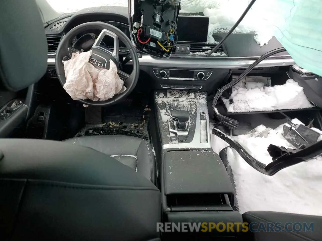 8 Photograph of a damaged car WA1BNAFY8L2061208 AUDI Q5 2020