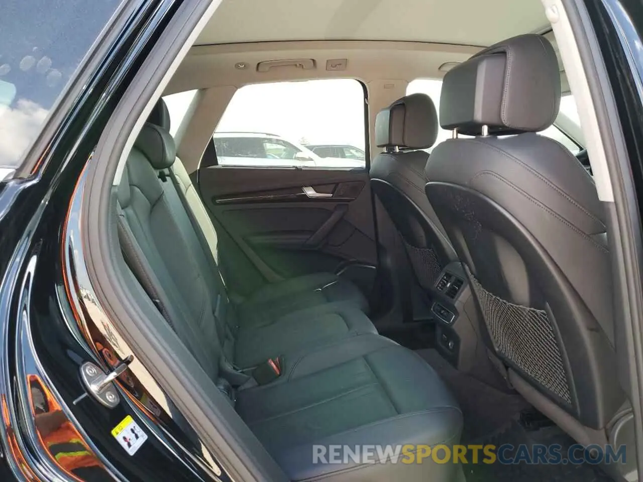 11 Photograph of a damaged car WA1BNAFY8L2071513 AUDI Q5 2020