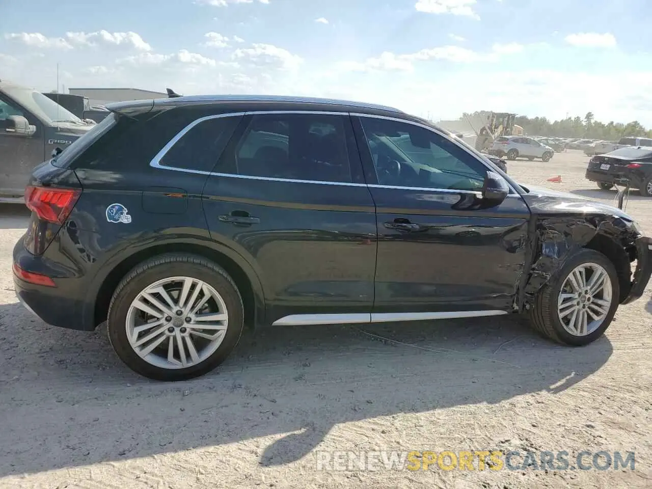 3 Photograph of a damaged car WA1BNAFY8L2071513 AUDI Q5 2020
