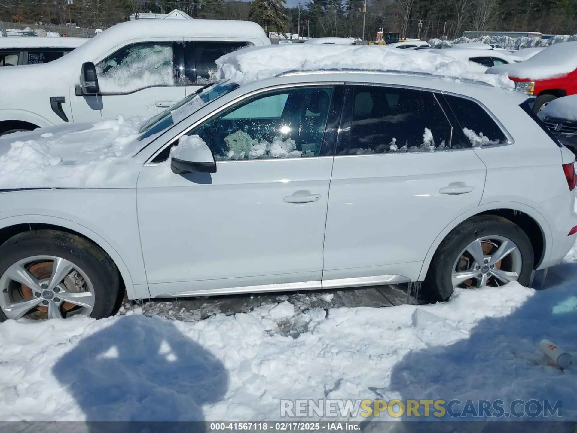 14 Photograph of a damaged car WA1BNAFY9L2007285 AUDI Q5 2020