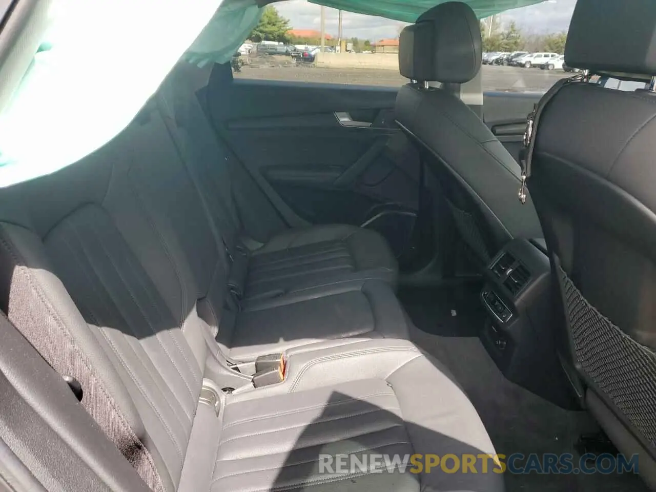 11 Photograph of a damaged car WA1BNAFY9L2017881 AUDI Q5 2020