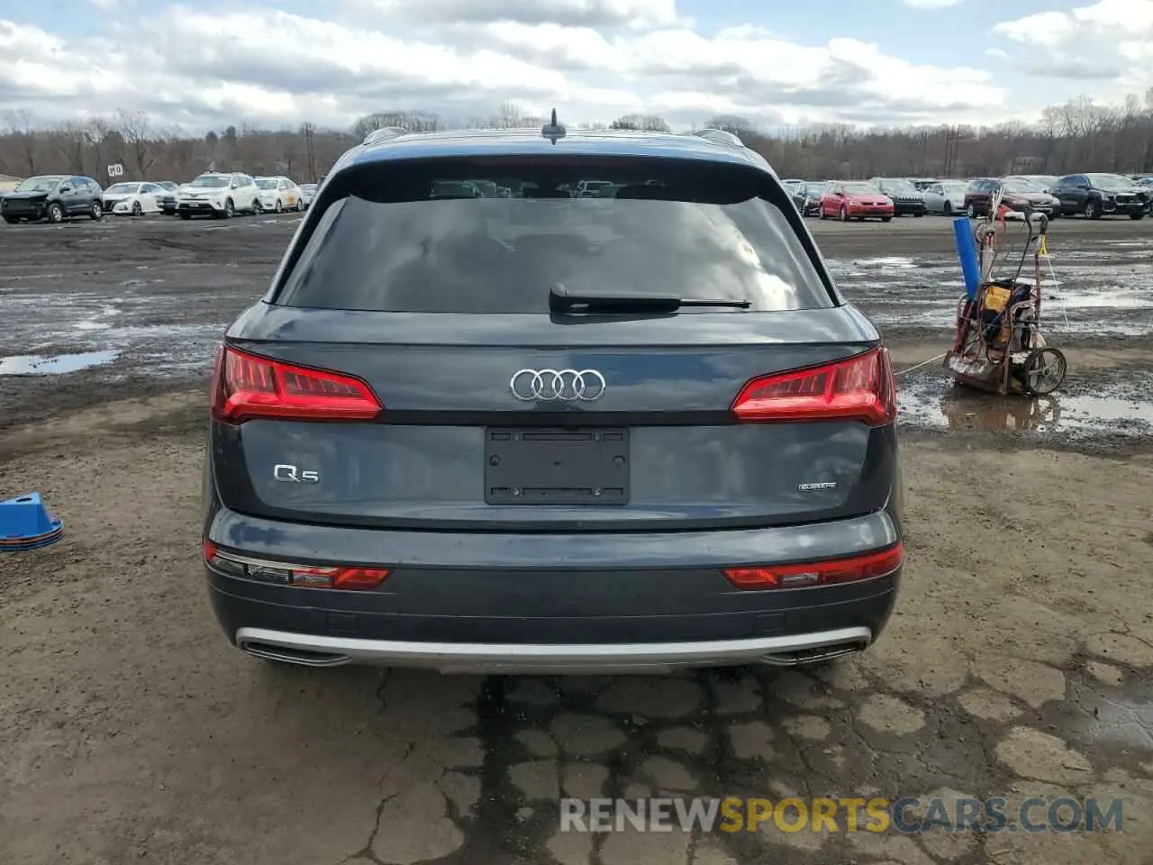 6 Photograph of a damaged car WA1BNAFY9L2017881 AUDI Q5 2020