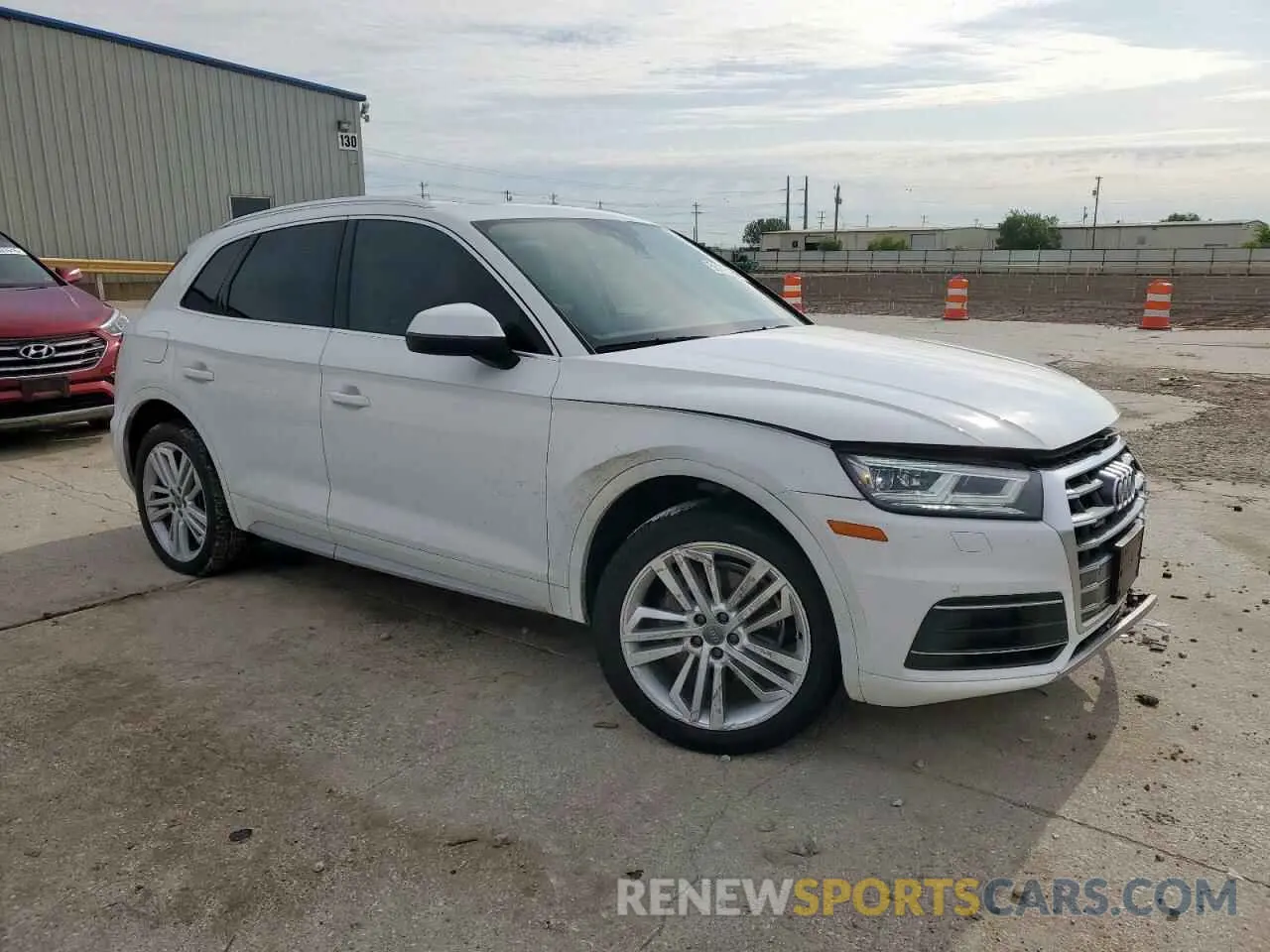 4 Photograph of a damaged car WA1BNAFY9L2024071 AUDI Q5 2020