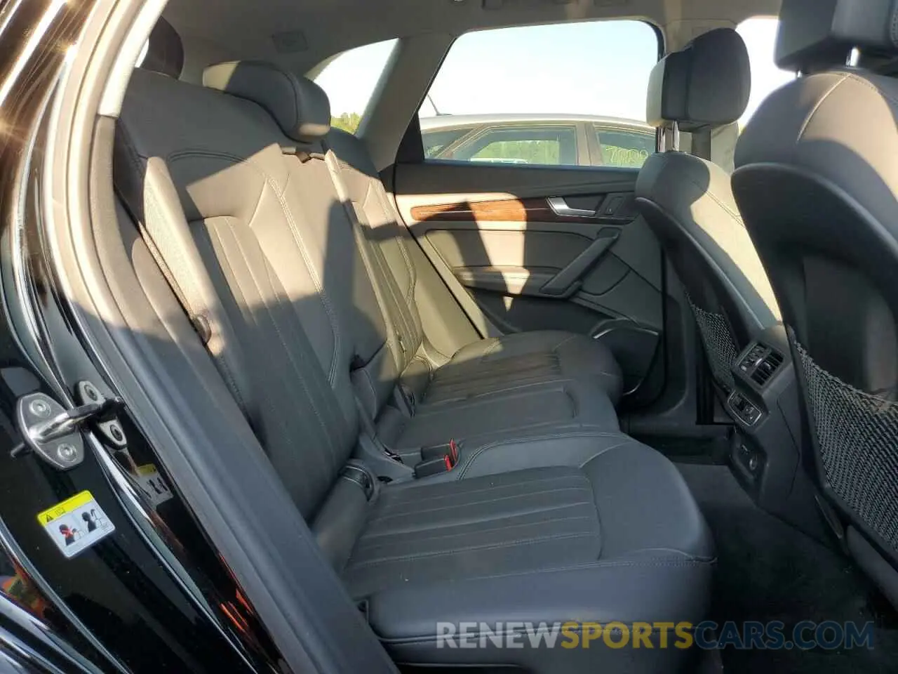 11 Photograph of a damaged car WA1BNAFY9L2059662 AUDI Q5 2020