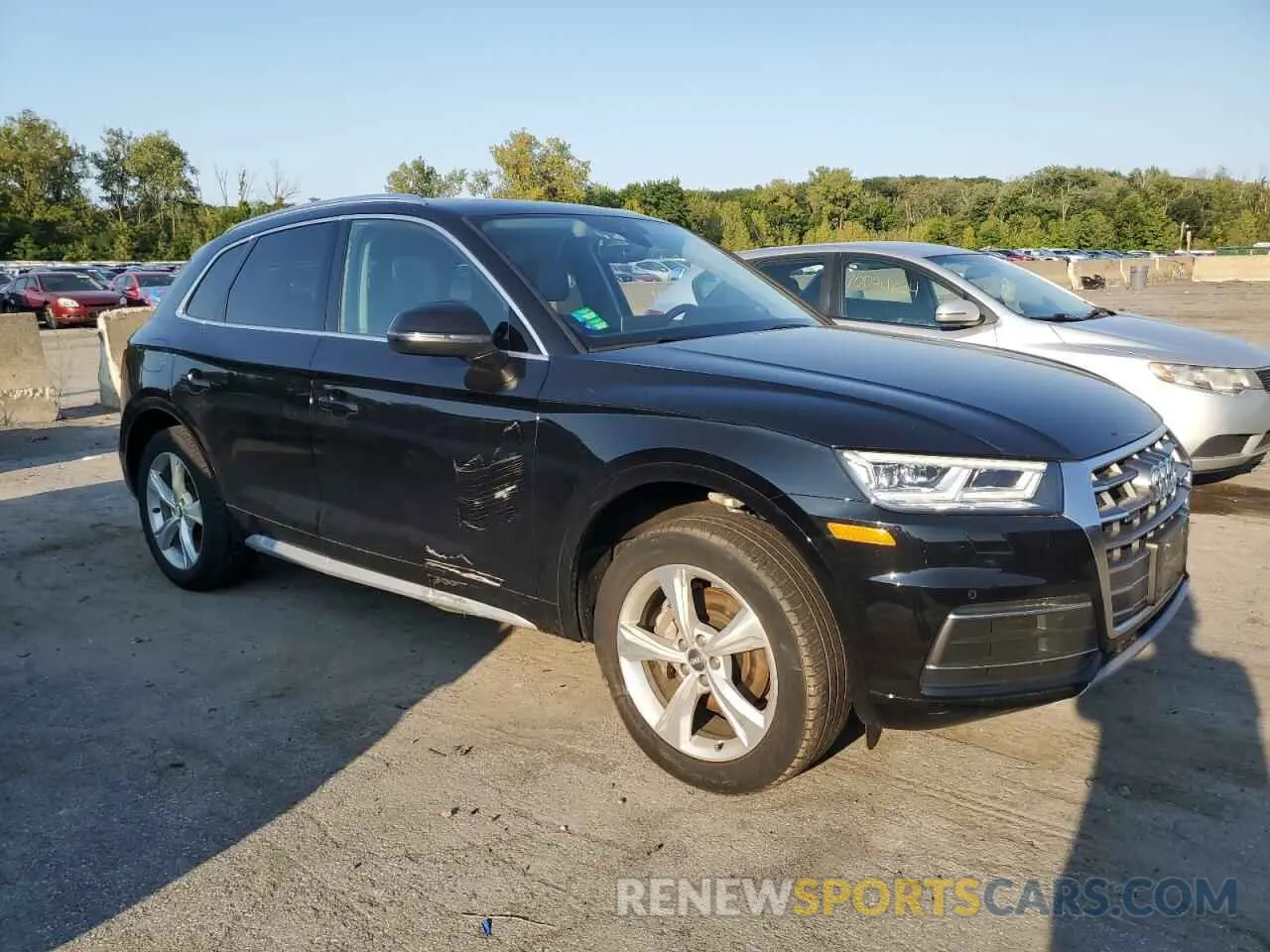 4 Photograph of a damaged car WA1BNAFY9L2059662 AUDI Q5 2020