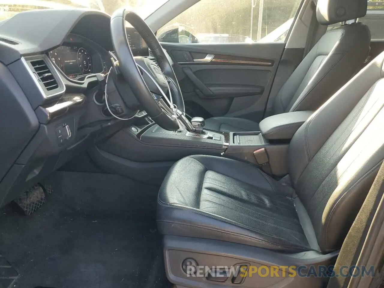 7 Photograph of a damaged car WA1BNAFY9L2059662 AUDI Q5 2020