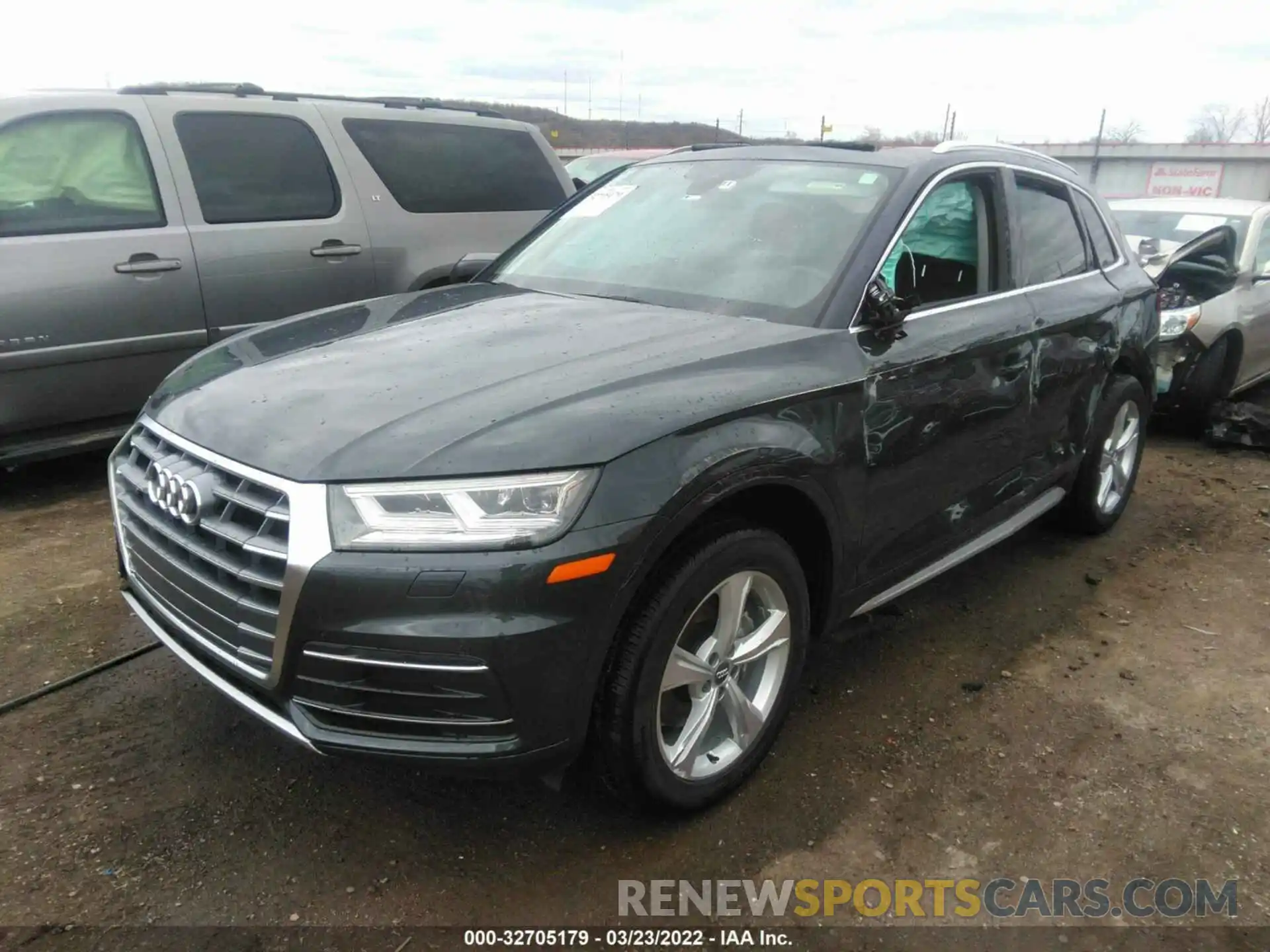 2 Photograph of a damaged car WA1BNAFYXL2005853 AUDI Q5 2020