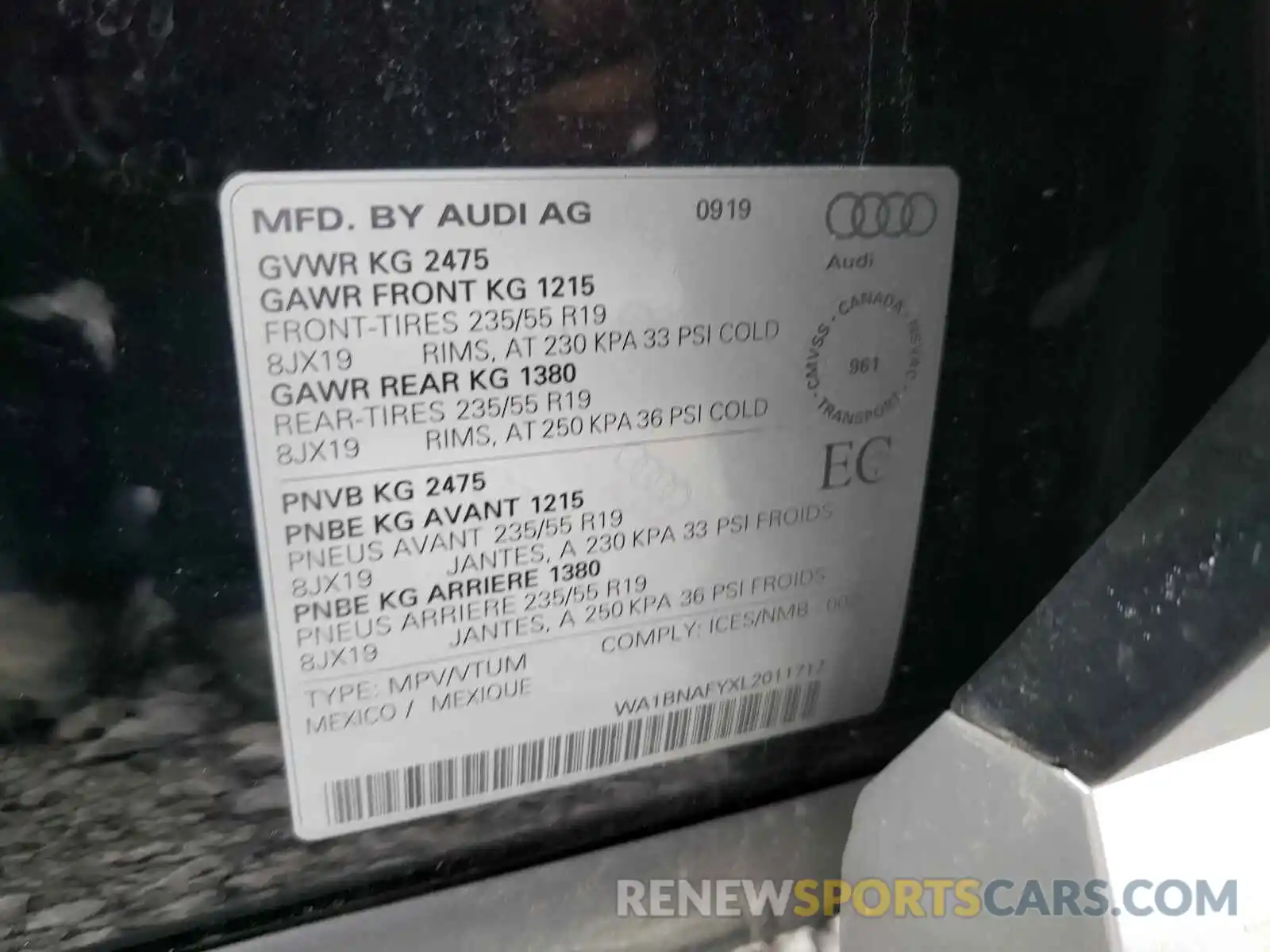 10 Photograph of a damaged car WA1BNAFYXL2011717 AUDI Q5 2020