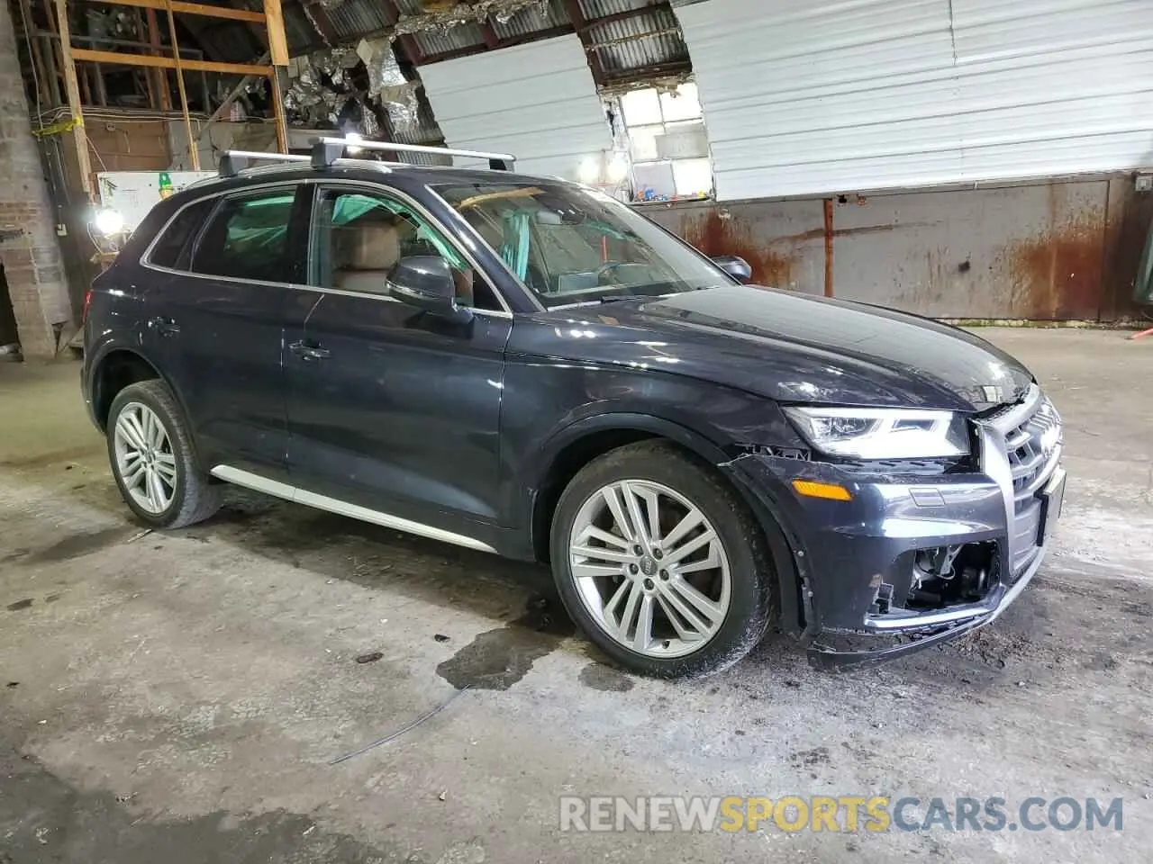 4 Photograph of a damaged car WA1BNAFYXL2037475 AUDI Q5 2020