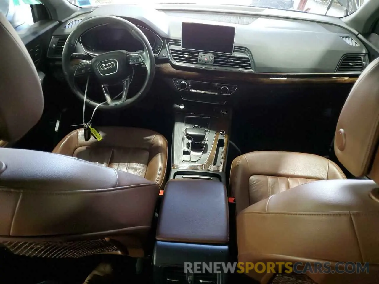 8 Photograph of a damaged car WA1BNAFYXL2037475 AUDI Q5 2020