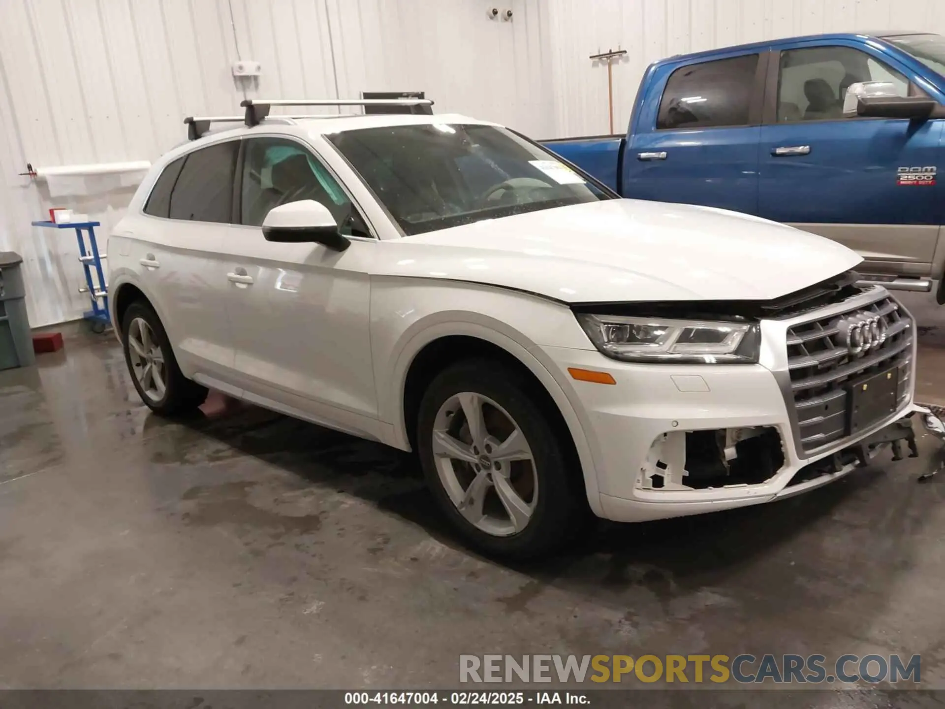 1 Photograph of a damaged car WA1BNAFYXL2055300 AUDI Q5 2020