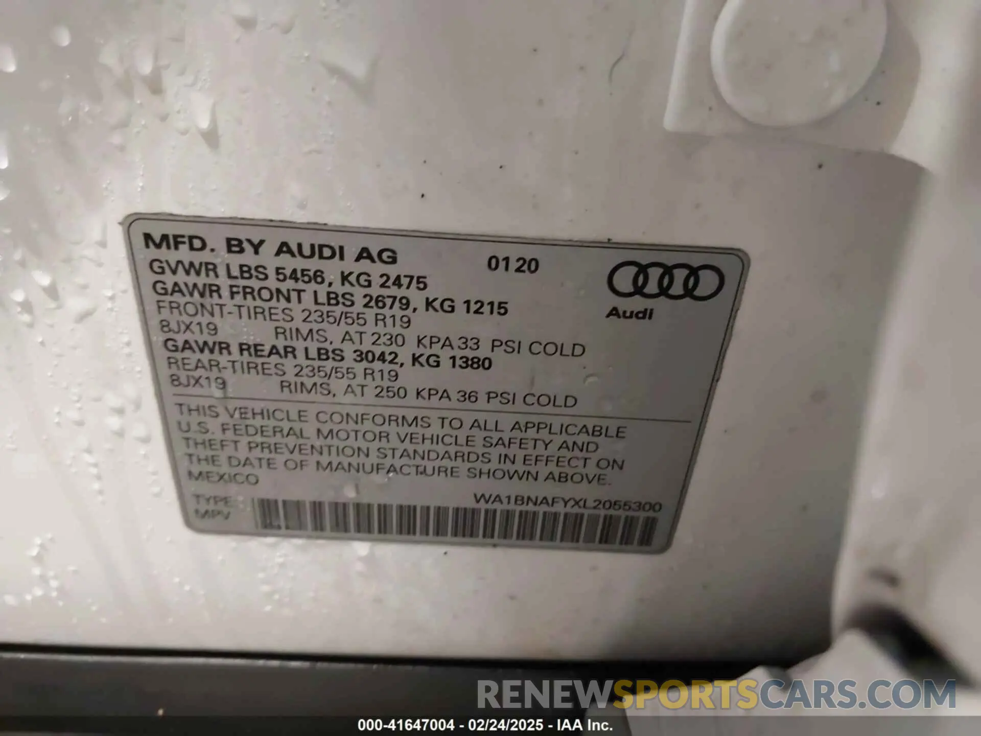 9 Photograph of a damaged car WA1BNAFYXL2055300 AUDI Q5 2020