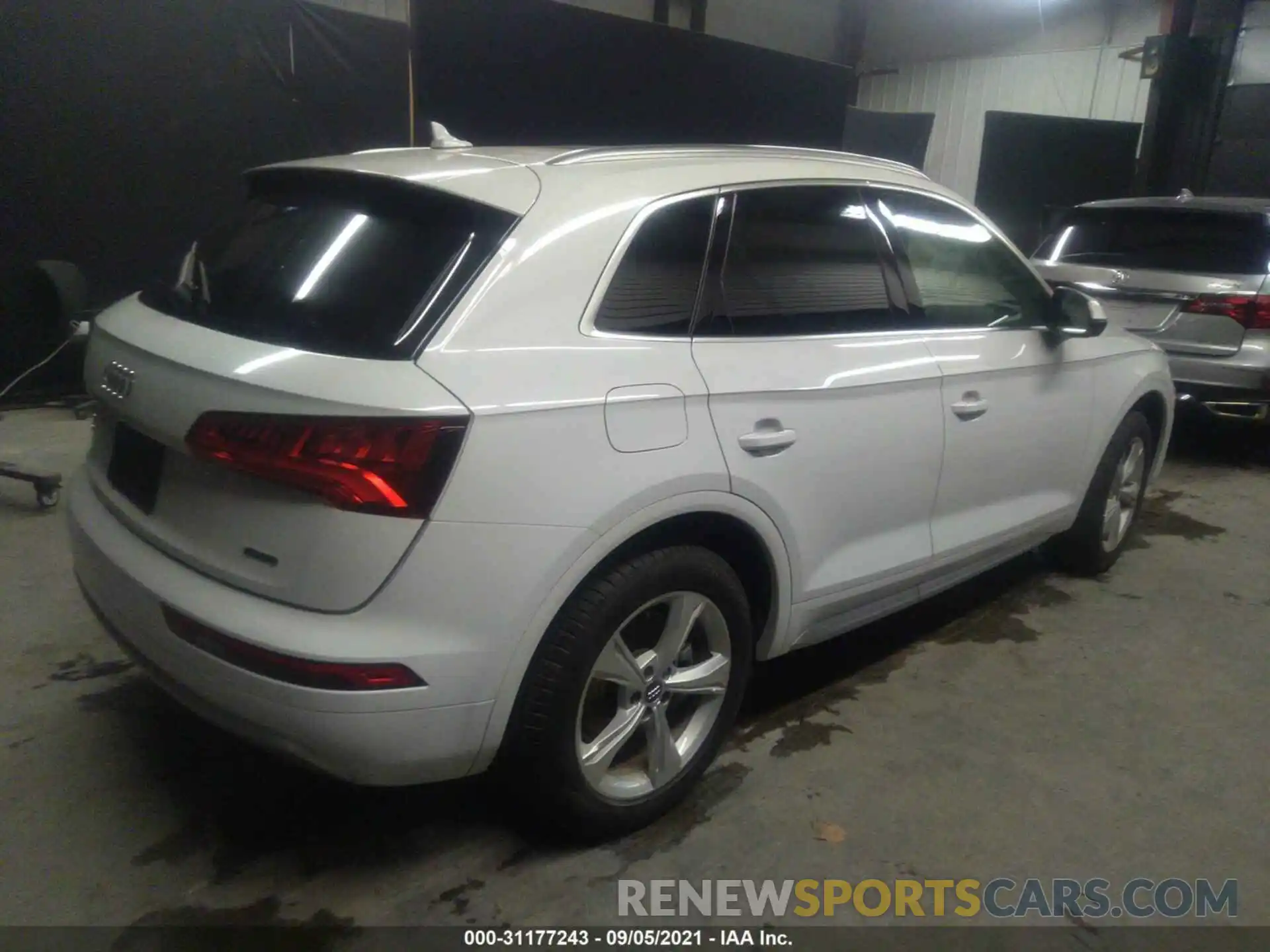 4 Photograph of a damaged car WA1BNAFYXL2090886 AUDI Q5 2020