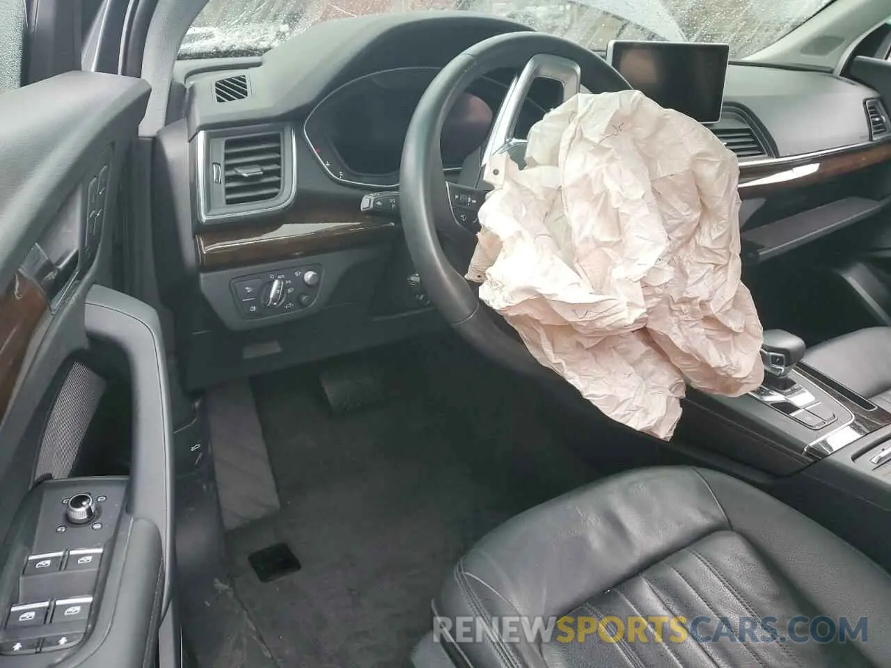 8 Photograph of a damaged car WA1CNAFY0L2091114 AUDI Q5 2020