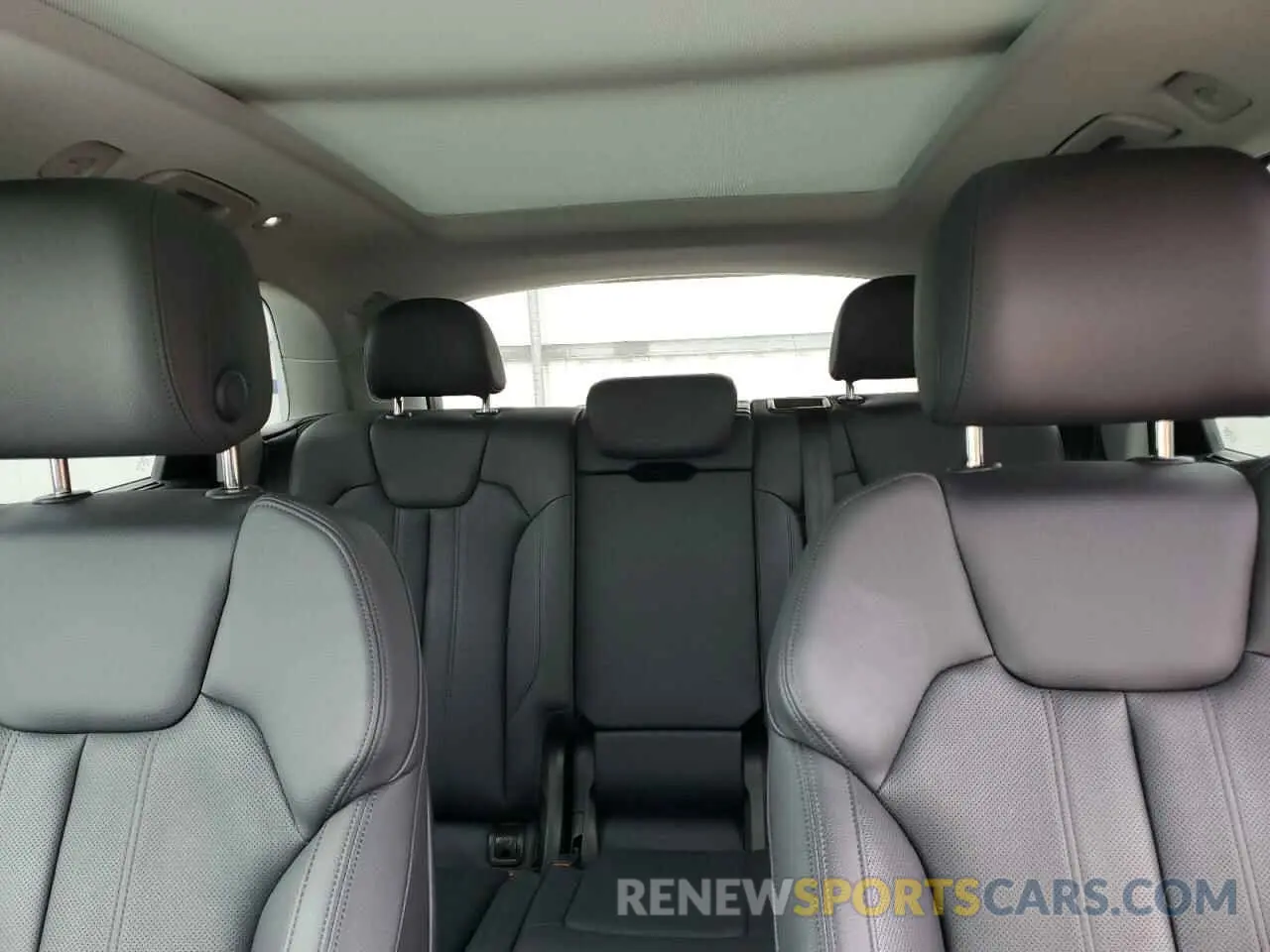 10 Photograph of a damaged car WA1CNAFY1L2064830 AUDI Q5 2020