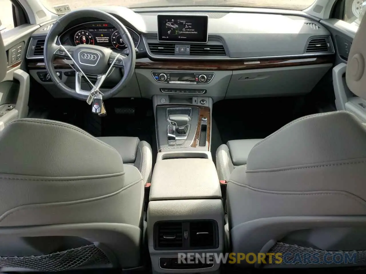 8 Photograph of a damaged car WA1CNAFY7L2030679 AUDI Q5 2020