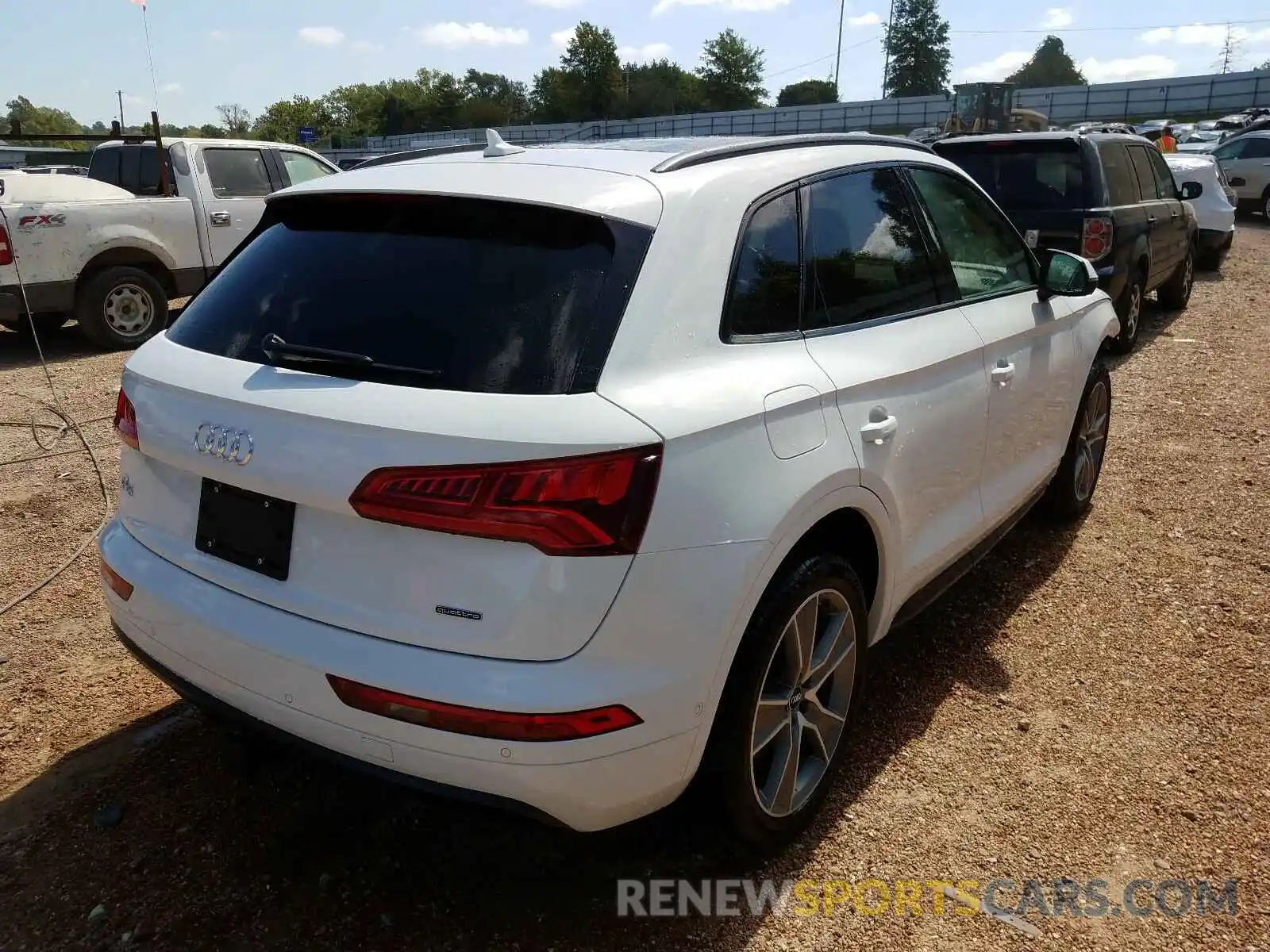 4 Photograph of a damaged car WA1CNAFY7L2078781 AUDI Q5 2020