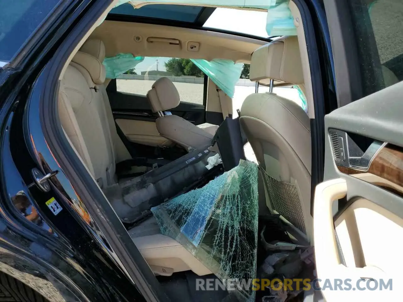 11 Photograph of a damaged car WA1CNAFY9L2002026 AUDI Q5 2020