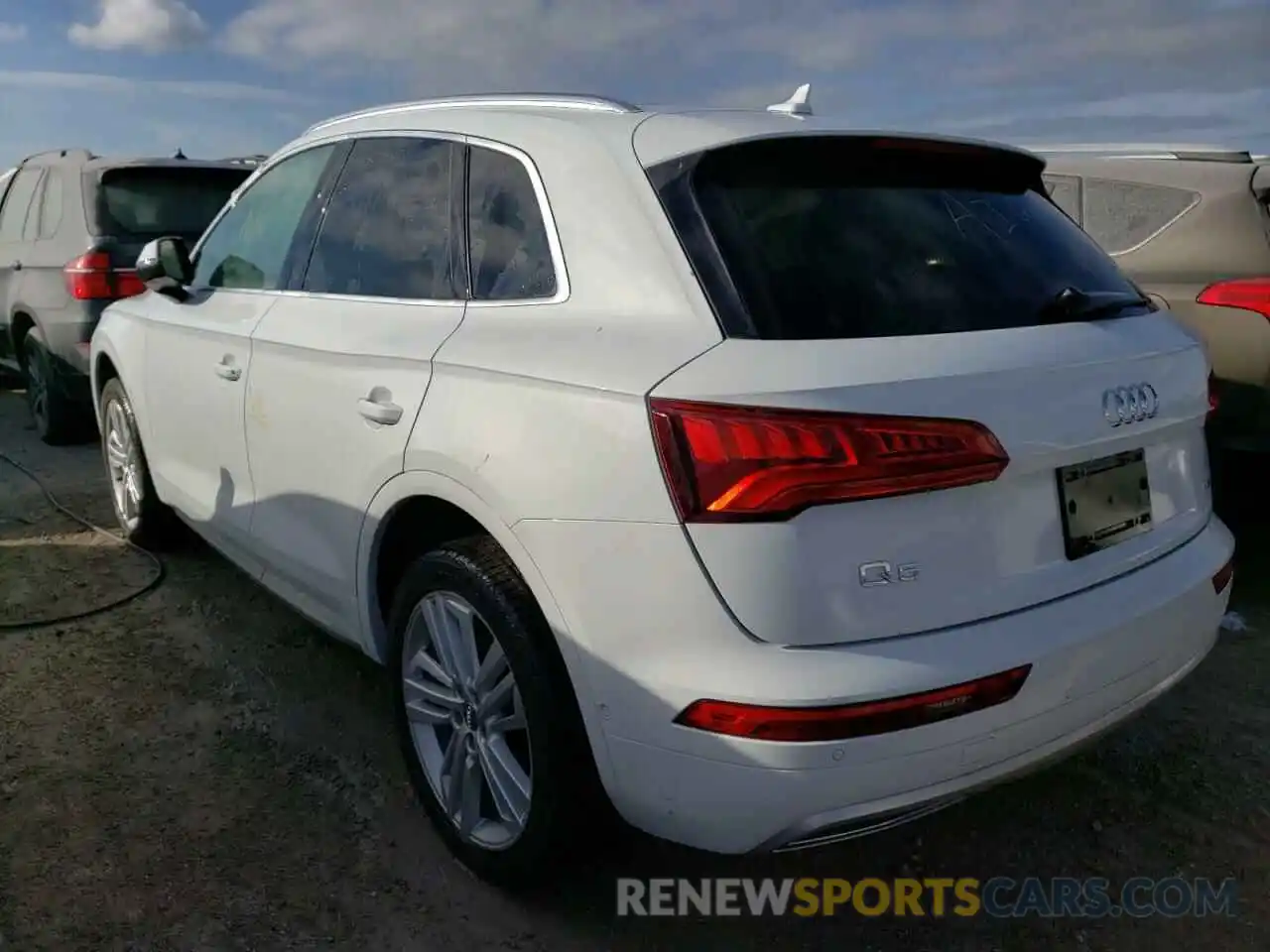 3 Photograph of a damaged car WA1CNAFY9L2100490 AUDI Q5 2020