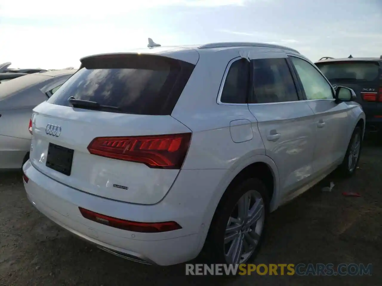 4 Photograph of a damaged car WA1CNAFY9L2100490 AUDI Q5 2020