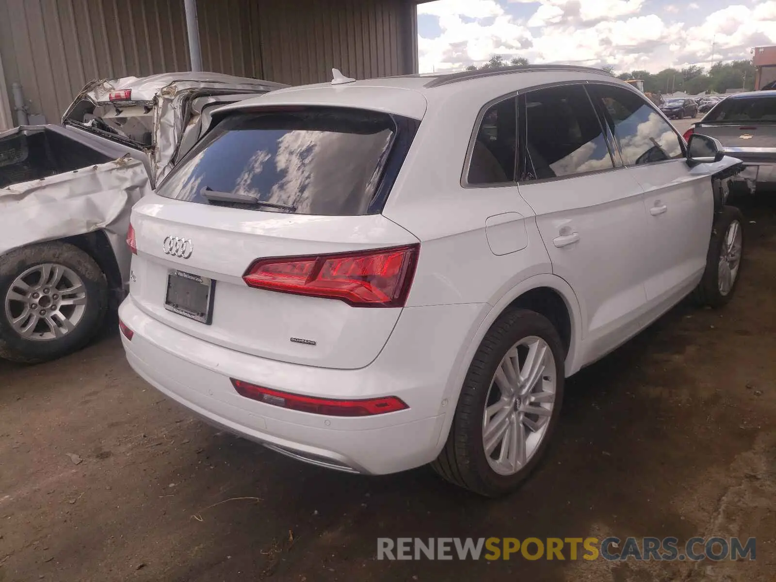 4 Photograph of a damaged car WA1CNAFY9L2102918 AUDI Q5 2020