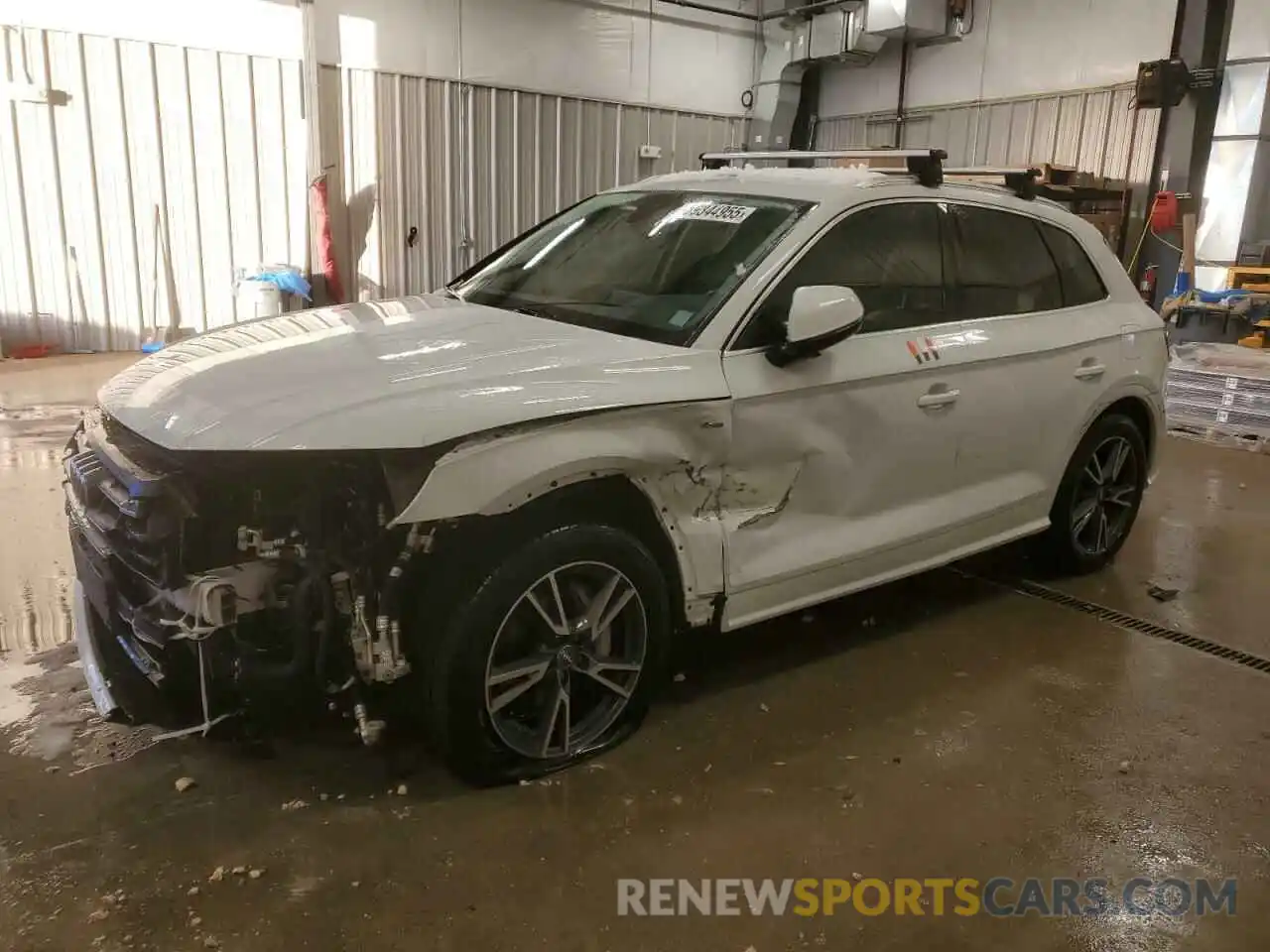 1 Photograph of a damaged car WA1E2AFY2L2080987 AUDI Q5 2020